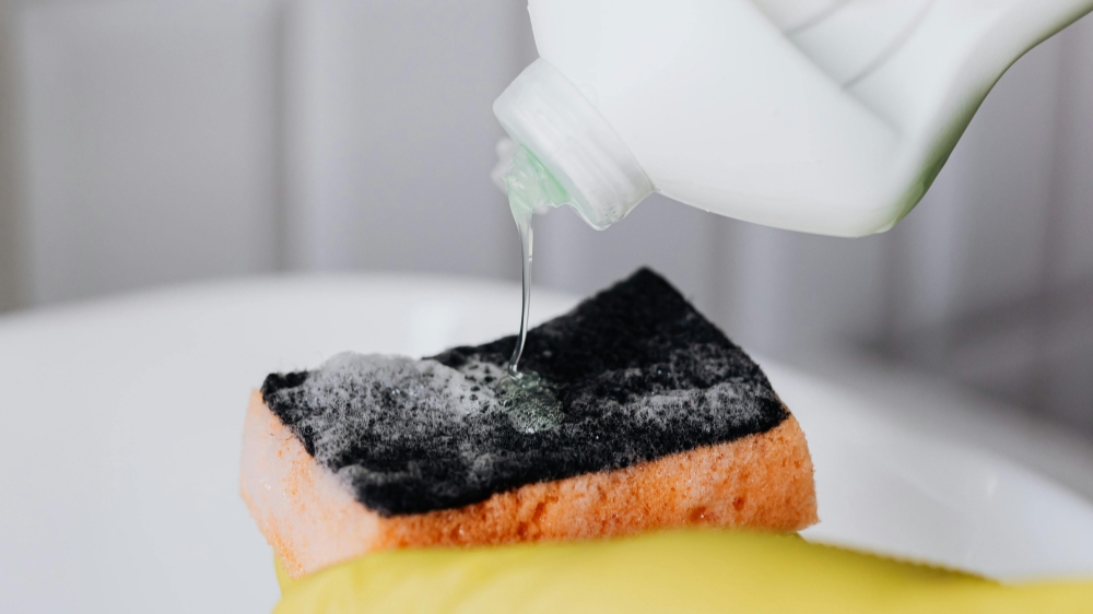 Um guia para a compreensão do etoxilato de álcool lauril: aplicações industriais de surfactantes não iônicos multifuncionais